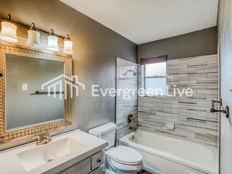 10923 Sageyork Dr — Photo 12