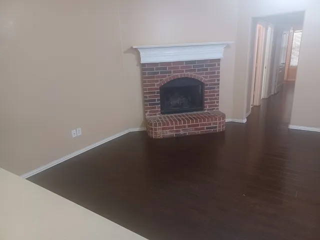 5721 Swords Dr — Photo 4