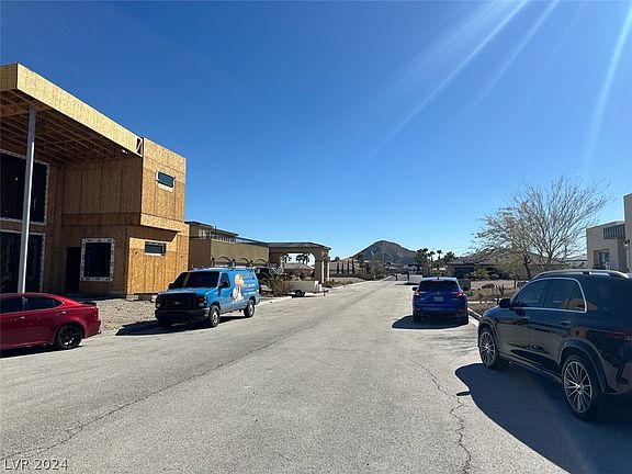 5th image of 5590 Sierra Brook Ct