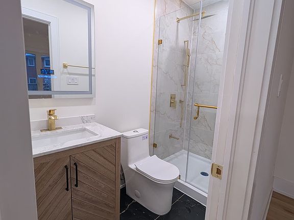 5th image of 22 Medina Pl