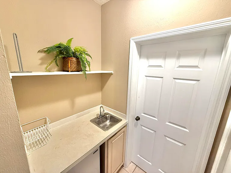 9895 Perfect Dr #B — Photo 9