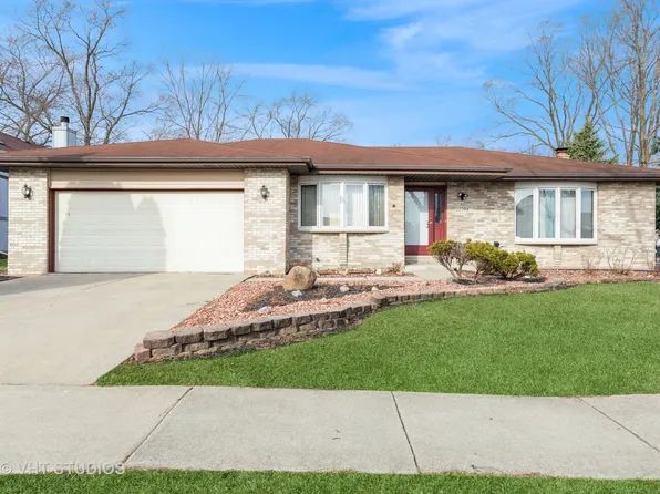 22704 Lawndale Ave, Richton Park, IL 60471
