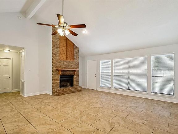 4th image of 133 Goldenwood Dr