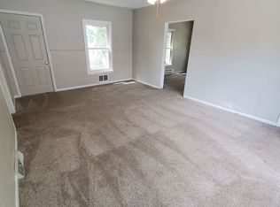 2315 67th St APT 3, Kenosha, WI 53143