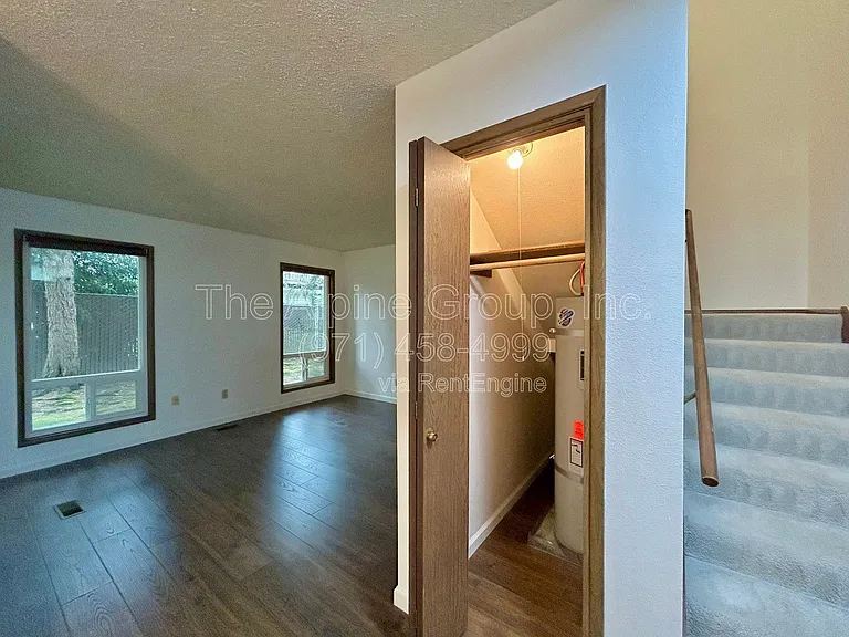 5462 SW Murray Blvd — Photo 10