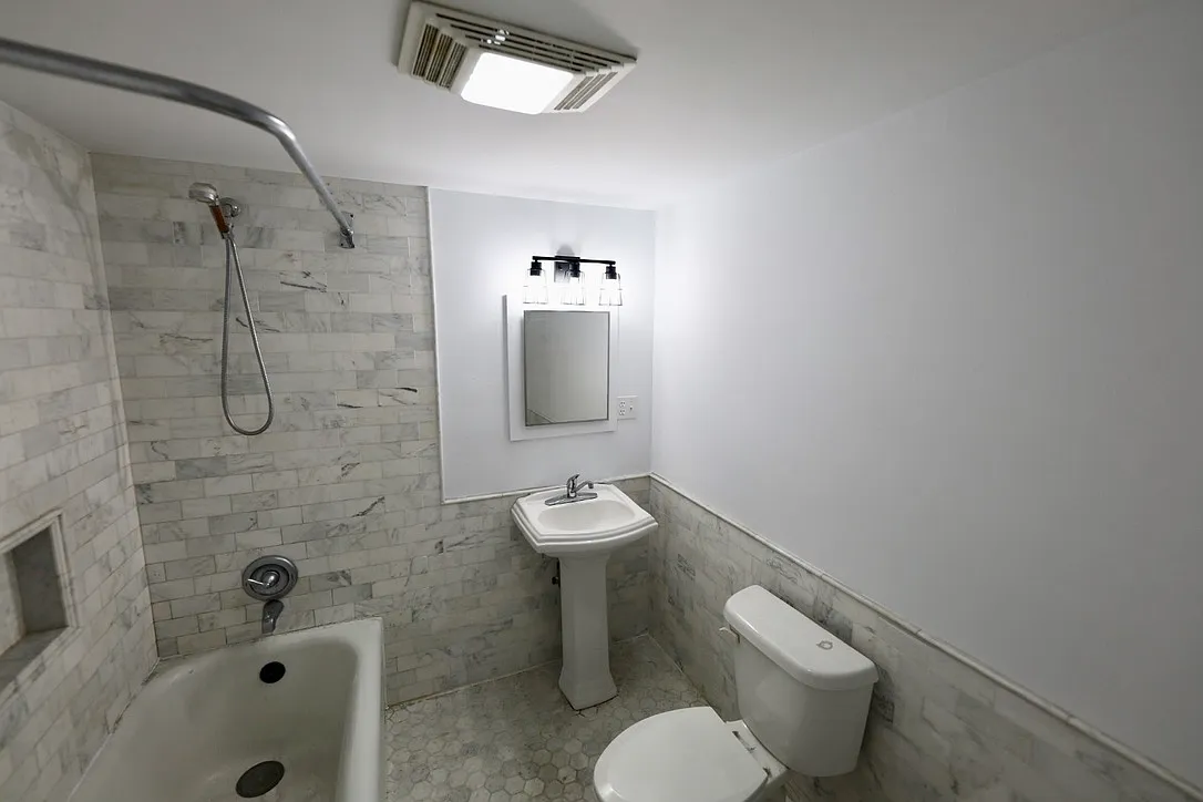 3 bed, 1500 sqft, $1,750 — Photo 3