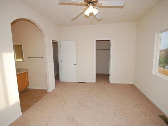 5th image of 7712 Calle Comodo NE