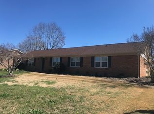 205 Crestline Dr, Spartanburg, SC 29301