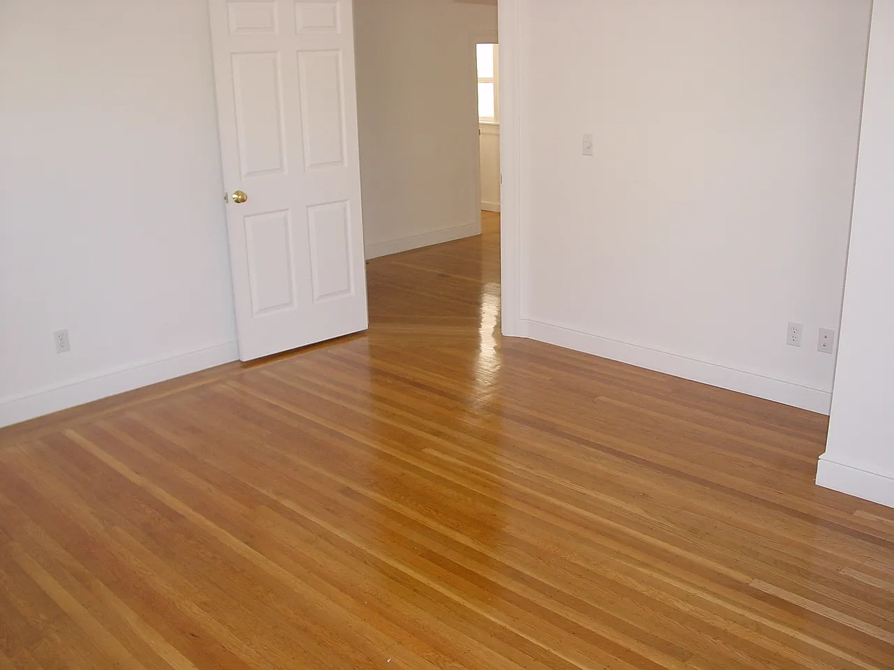 1 bed, 10 sqft, $4,500 — Photo 3