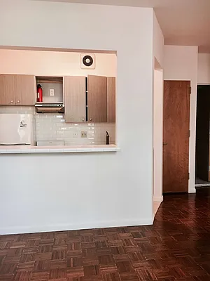 Rented by Grand & Co. | media 6