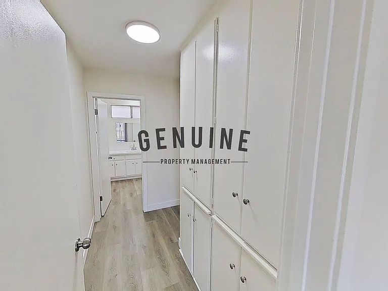 16162 Malaga Lane — Photo 8