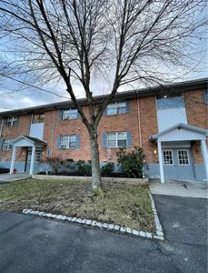 702 Barclay Manor #7B, Newburgh, NY, 12550