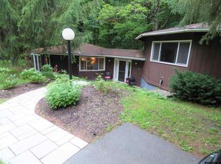 1343 Ray Rd, Castleton, NY 12033