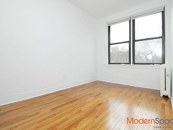 3rd image of 2313 24th Ave APT 3F