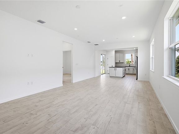 5th image of 1331 Haven Cir