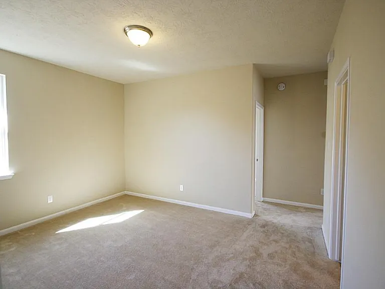 24547 Foxberry Gln — Photo 13