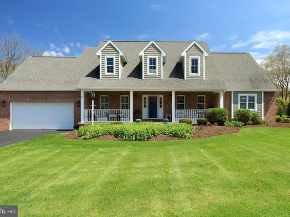 1424 Megan Dr, State College, PA 16803