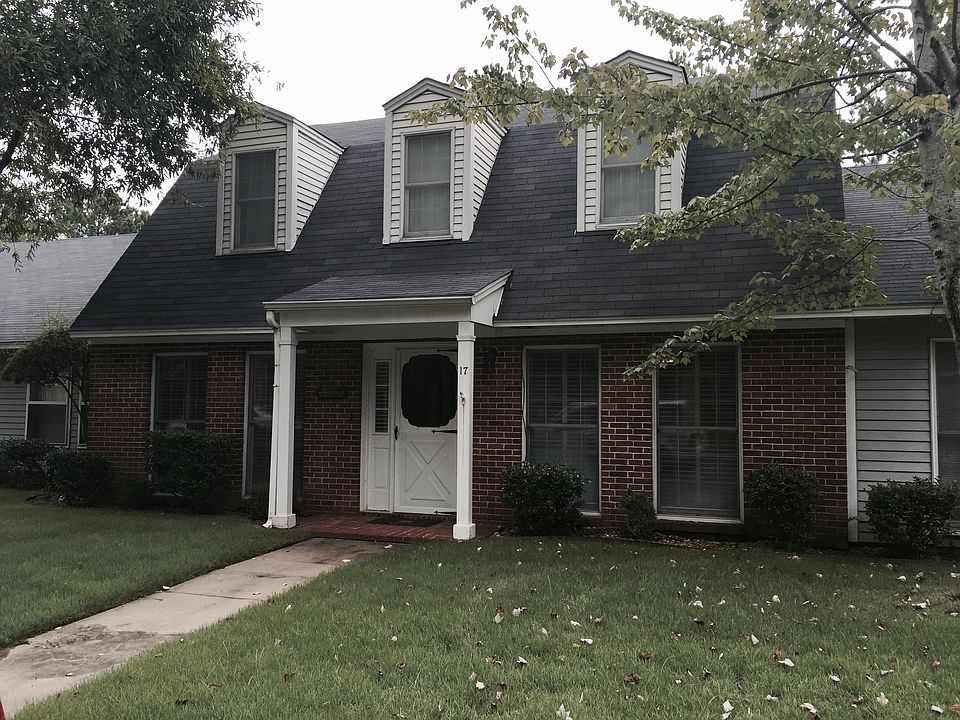 Beautiful 2-story condo