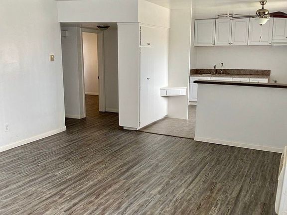 4th image of 12736 Kalnor Ave #15