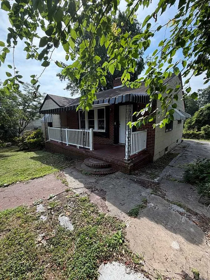 2604 Wise St — Photo 1