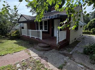 2604 Wise St, Hopewell, VA 23860