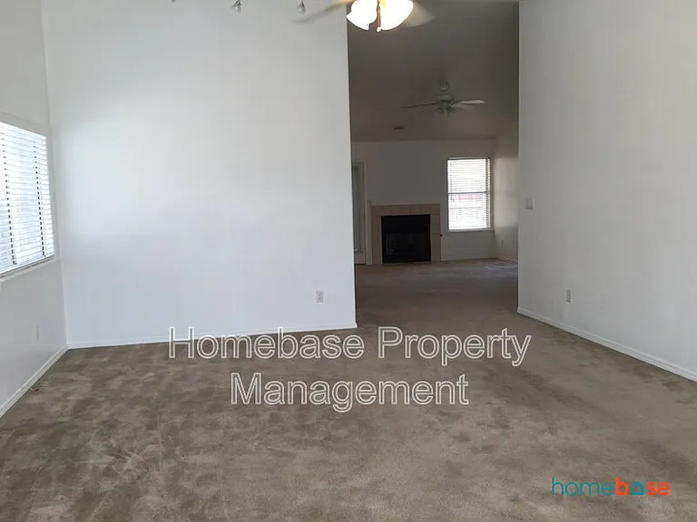 4404 Atlantic St — Photo 7