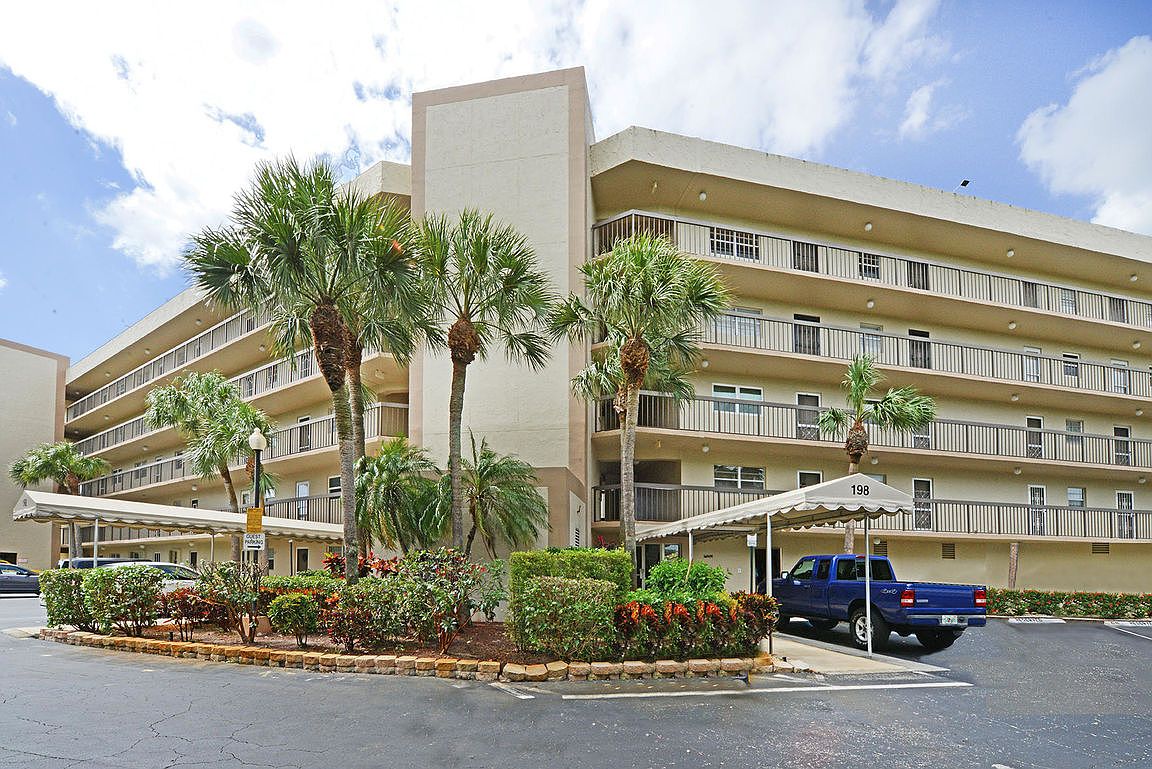 198 NW 67th St APT 401, Boca Raton, FL 33487 | Zillow
