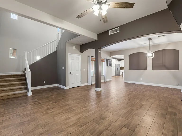 3446 E Fairview St — Photo 9