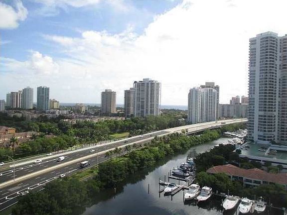 5th image of 3400 NE 192nd St APT 120G