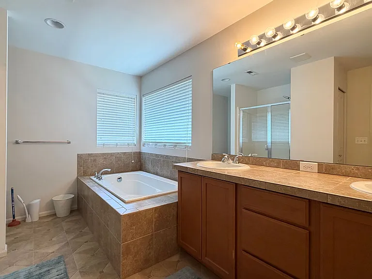 6710 Charlotte Ave SE — Photo 14