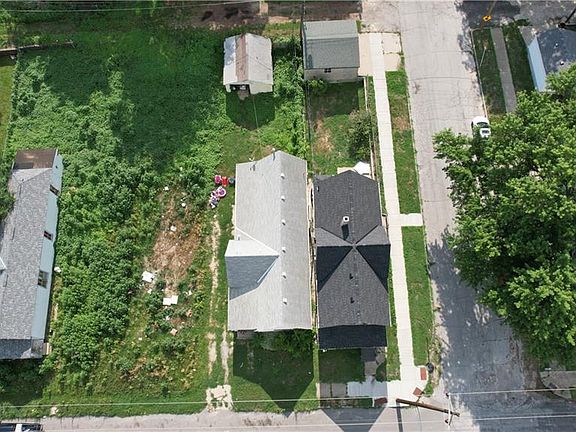 4th image of 806 S 15th St
