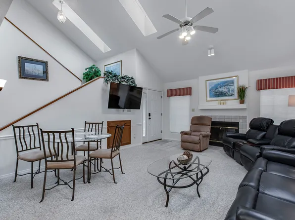 303 Chota View Pl, Loudon, TN