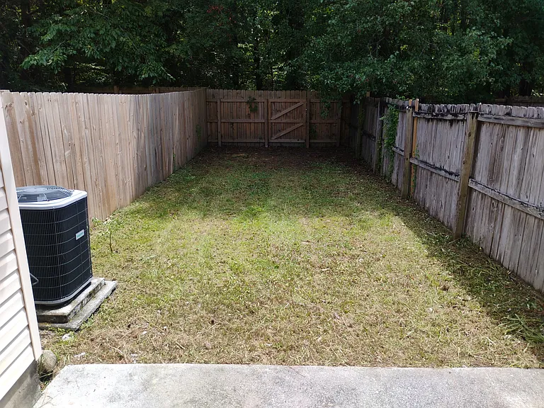 211 Mesa Ln — Photo 37