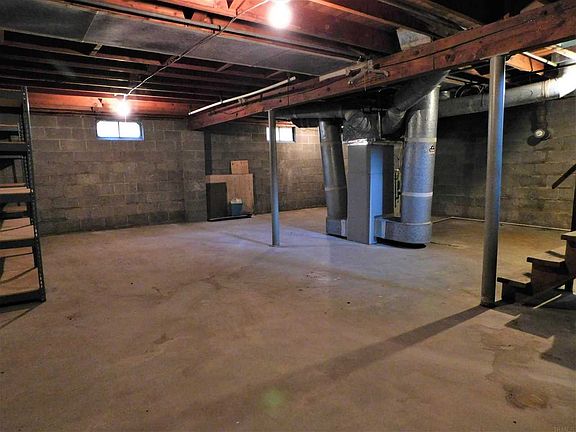 4th image of 1707 Conlin Ave