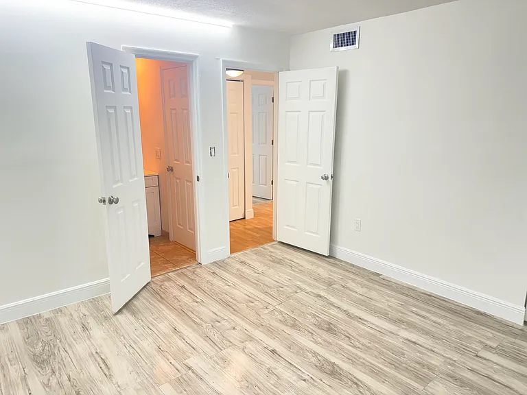 9355 Fontainebleau Blvd #C222 — Photo 22