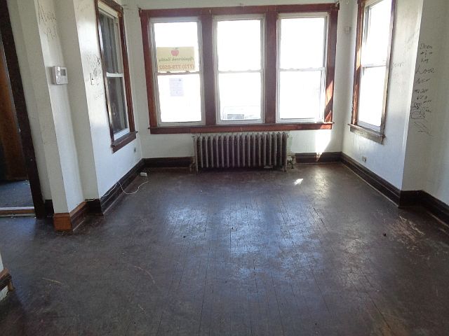 2nd image of 1217 W 97th Pl