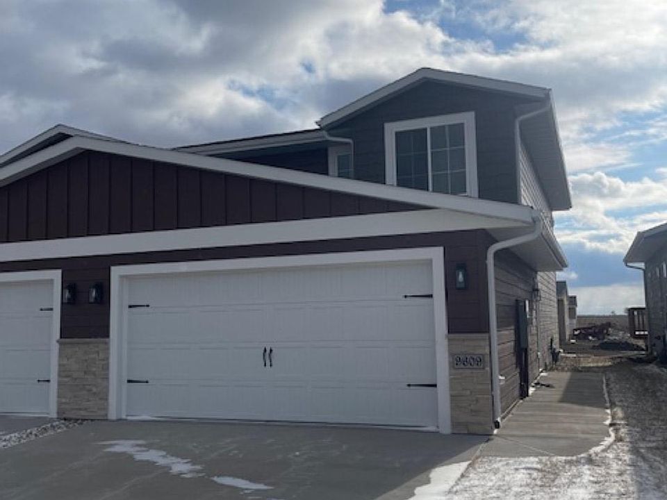 1st image of 9609 W Tunis Dr