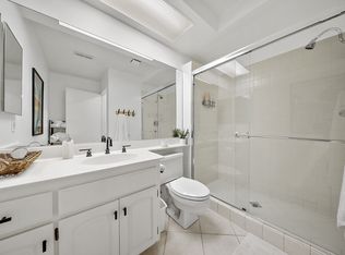 699 Vista Lago Cir N, Palm Desert, CA 92211