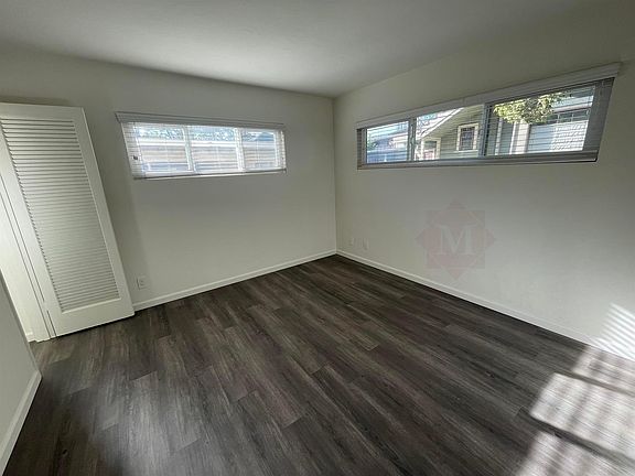 3rd image of 307 W Arrellaga St #4