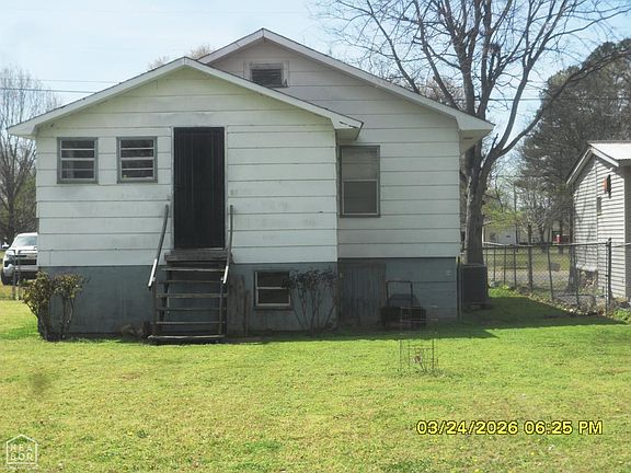 2nd image of 312 Dillard St