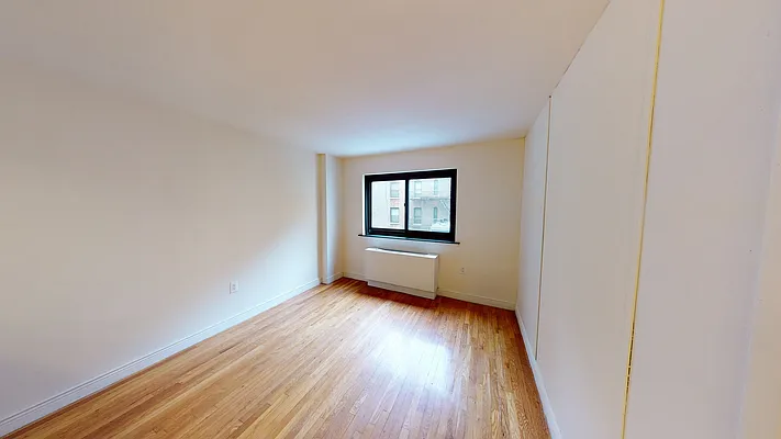 Rented by AZ REALTY NYC LLC | media 2
