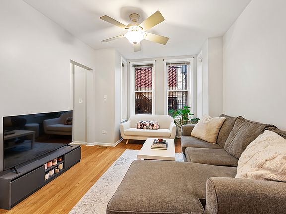3rd image of 1625 N Dayton St #1