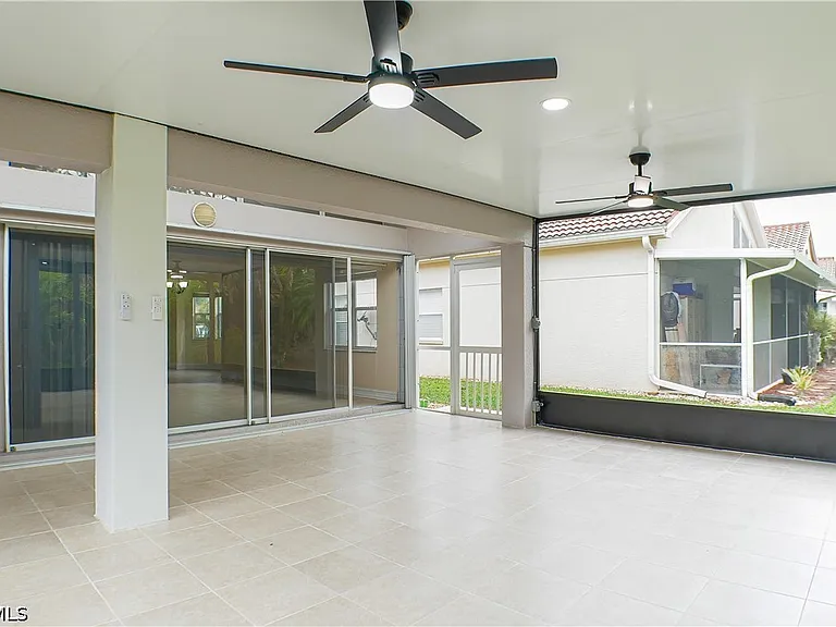 160 Lady Palm Dr — Photo 18