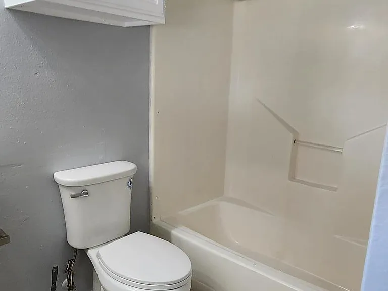 214 Sue Ln — Photo 8