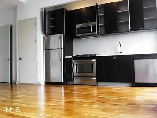 Rented by MNS | media 3