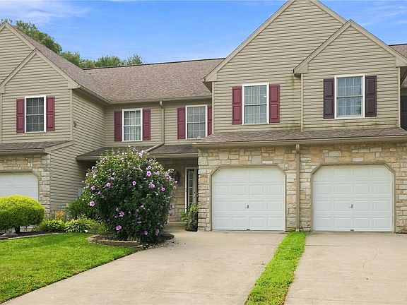 2nd image of 1792 Pinewind Dr