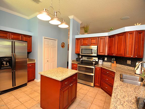 5th image of 2459 E Misty Water Dr