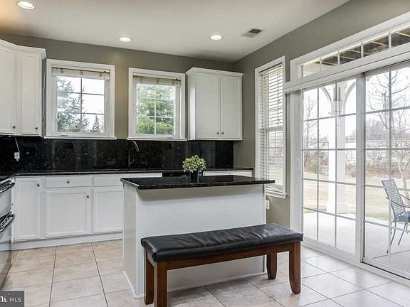 3rd image of 13969 Gullane Dr #125