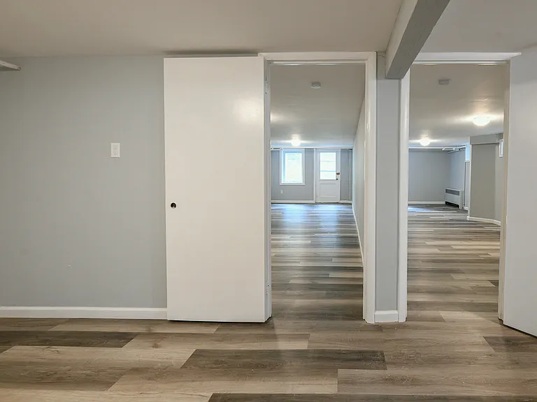 95 Riverside Dr — Photo 18