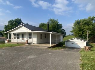 709 W Columbia Ave, Monticello, KY 42633